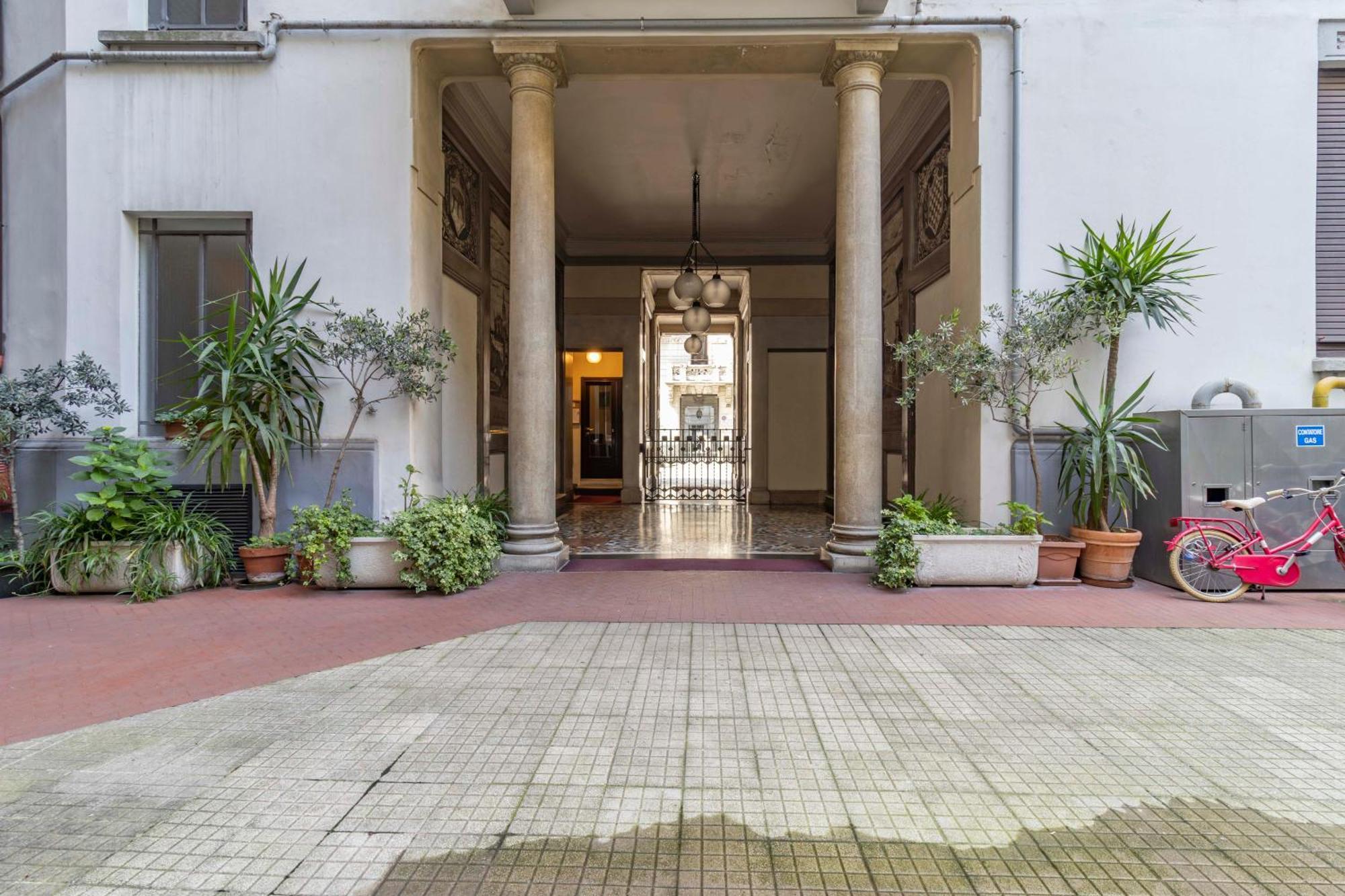 Stradivarius House - Carozzi Apartments Milánó Kültér fotó
